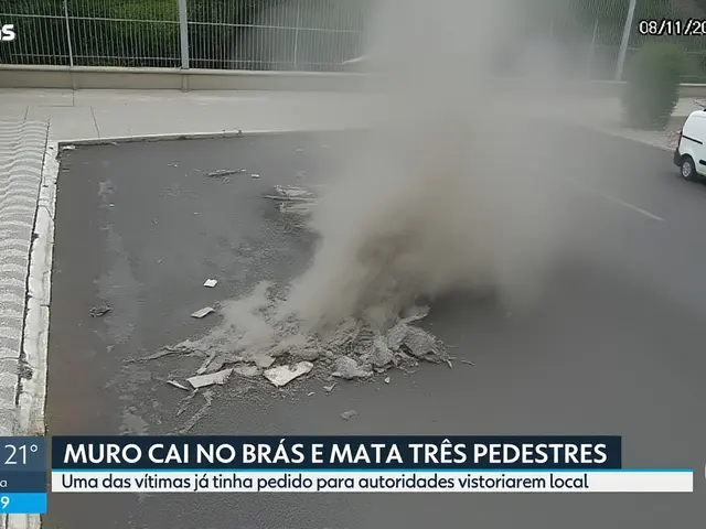 Muro desaba no Brás e mata três pessoas após ônibus atingir estrutura